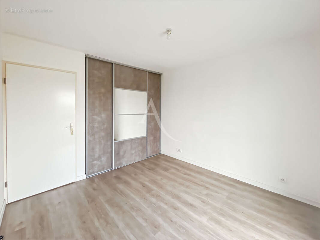 Appartement à GUIGNES