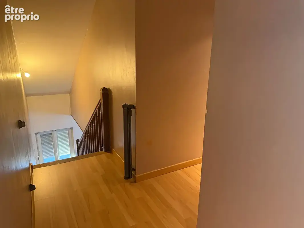 Maison Brunehamel 7 pièce(s) 174 m2 - photo 4