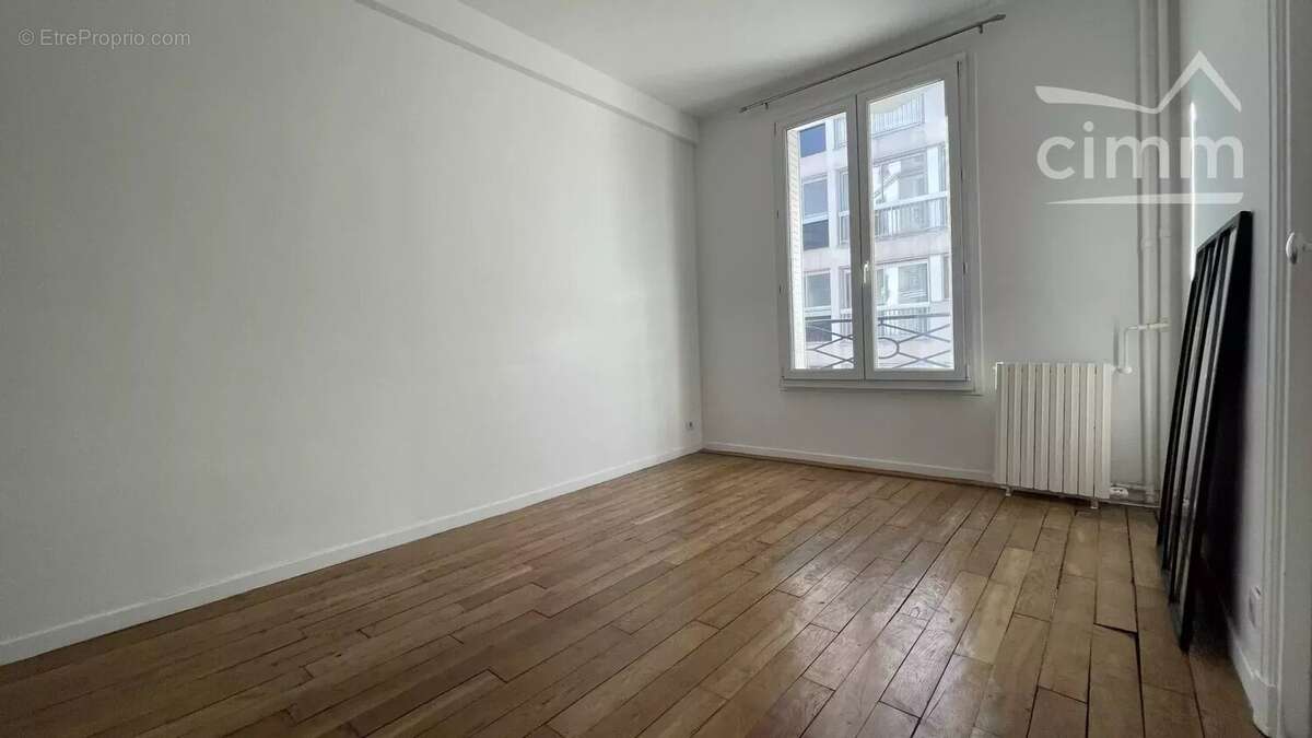Appartement à PARIS-19E