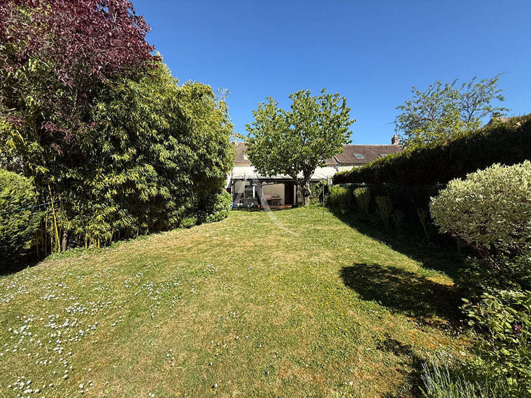 Maison à ECHOUBOULAINS