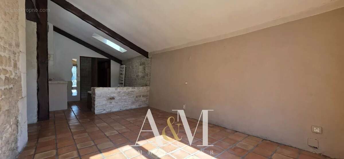 Maison à SAINT-AMANT-DE-BOIXE