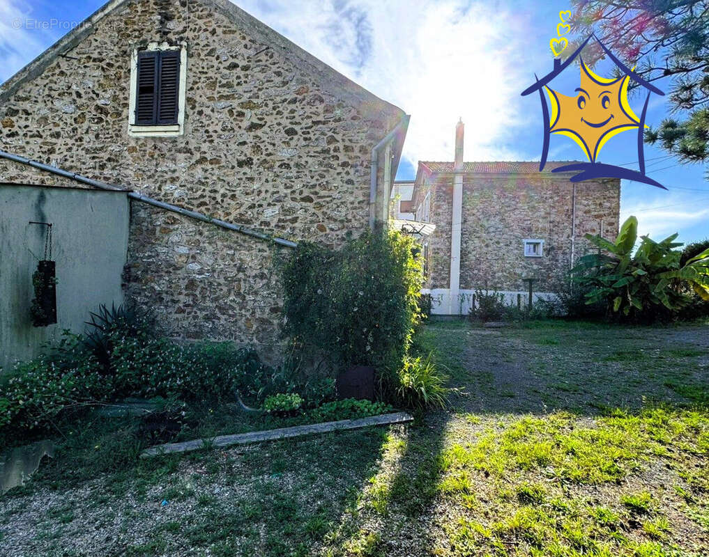 Maison à VIRY-CHATILLON