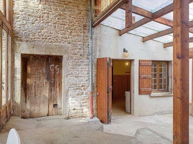 Maison à LA VINEUSE