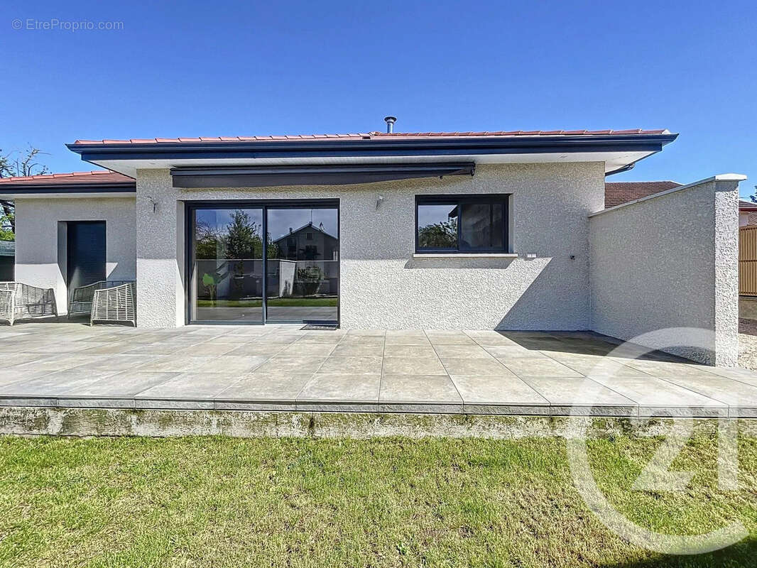 Maison à CHARVIEU-CHAVAGNEUX