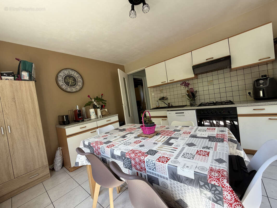 Saint-rambert-en-bugey   maison familiale 5 chambres - photo 8