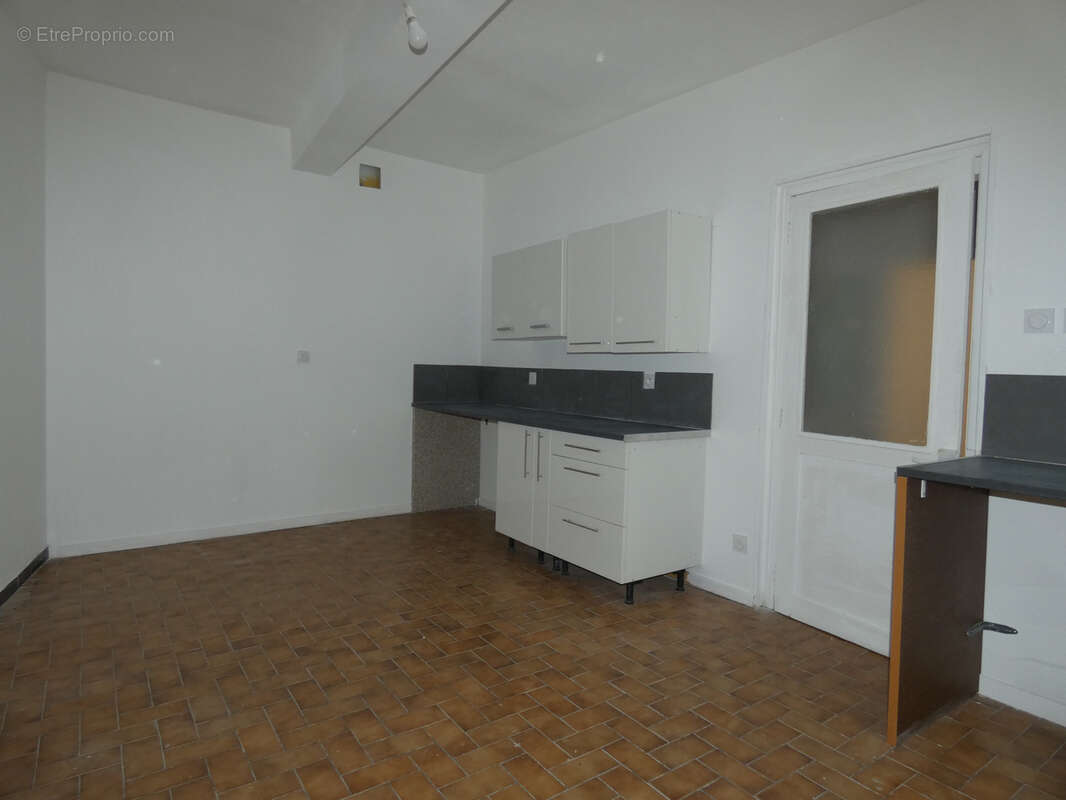 Maison à LAURE-MINERVOIS