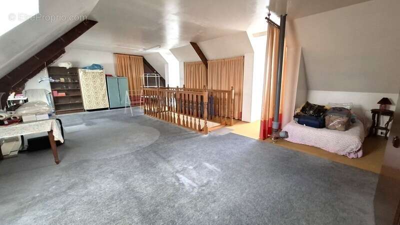 Maison à SAINT-QUENTIN