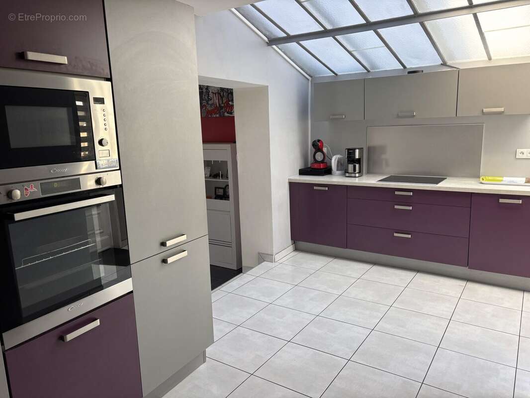 Maison 182 m² à Solesmes  - photo 5