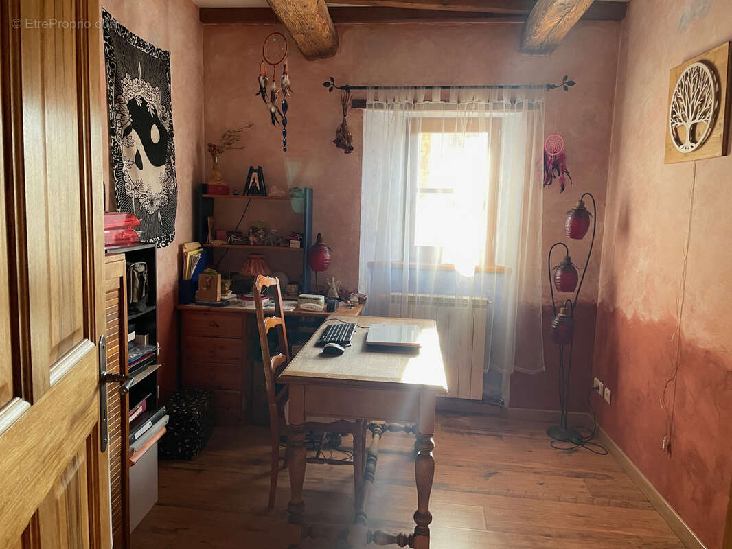 Maison à MIRABEL-AUX-BARONNIES