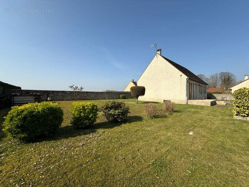 Maison à RULLY