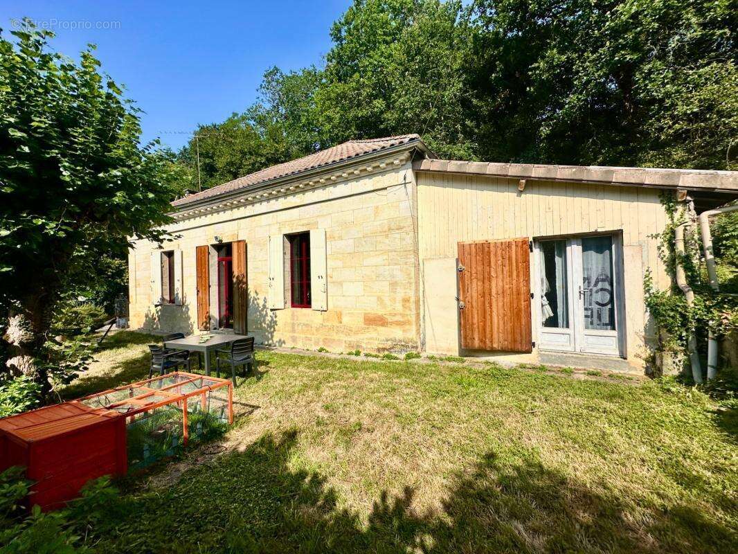 Authentique maison en pierre de plain-pied 112m2 avec 4 chambres et jardin - photo 11