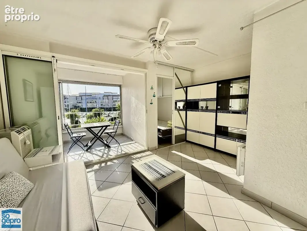 Réf : 2230 - Vente Studio Cabine avec superbe vue sur le Port du Cap d'Agde ! - photo 2
