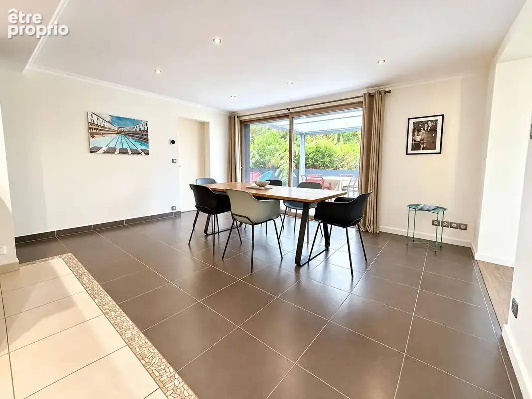 Arcachon - T4 Pereire + 220 m² Jardin - photo 6