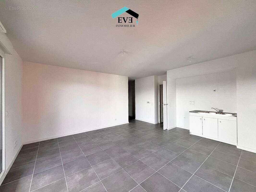 Appartement à PONT-DE-CHERUY