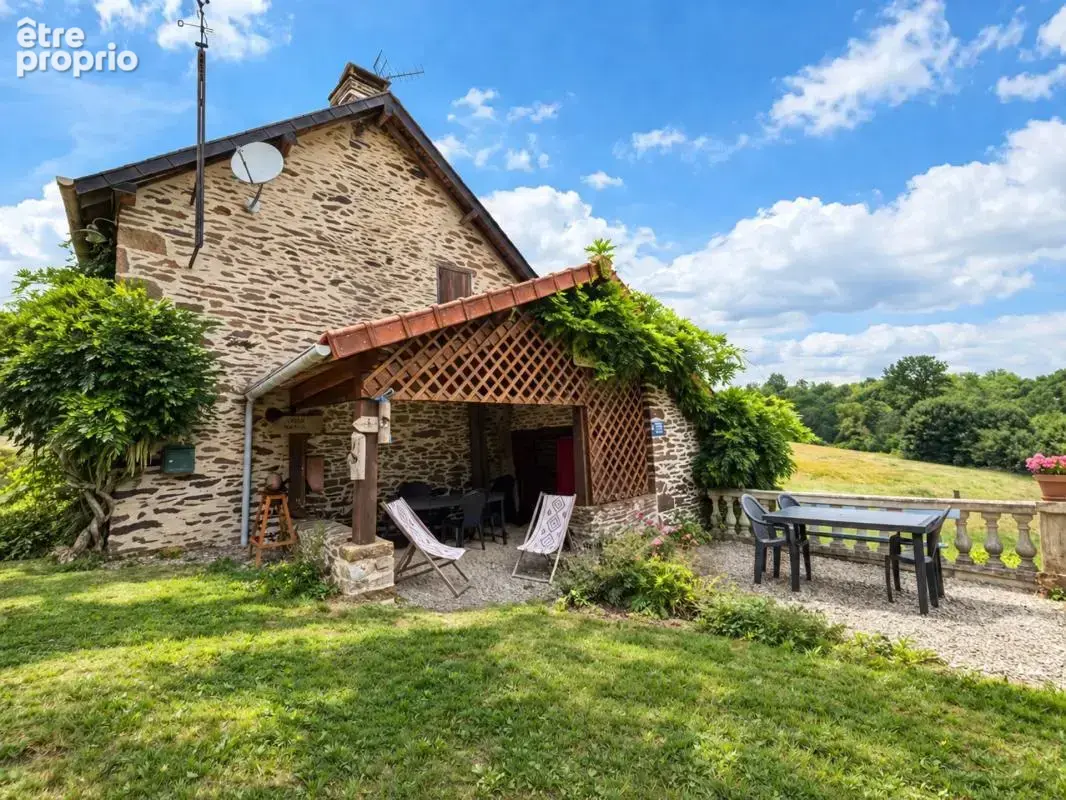 Maison 6 pces, 80 m² avec dépendances, source, terrain de 59 635 m² - photo 3