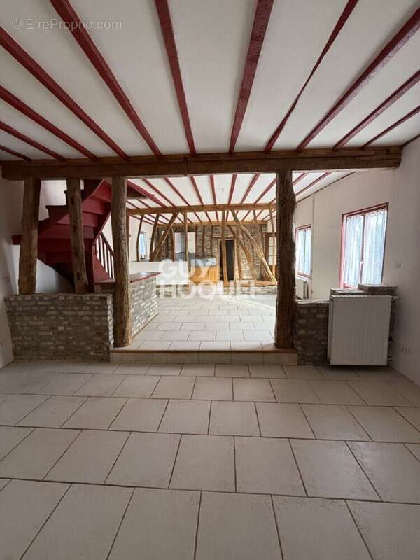 Maison 115 m² à Saint-Vaast-En-Chaussee  - photo 4