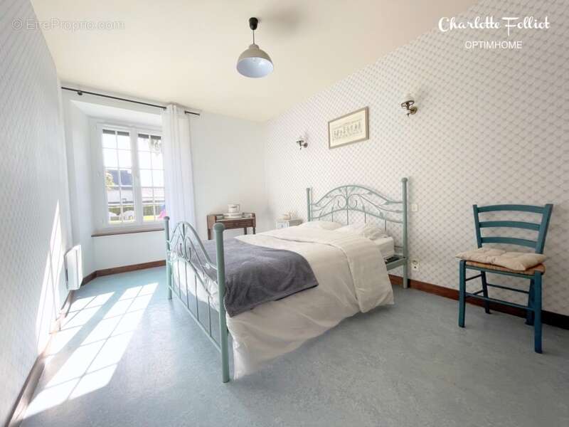 Maison à SAINT-LORMEL