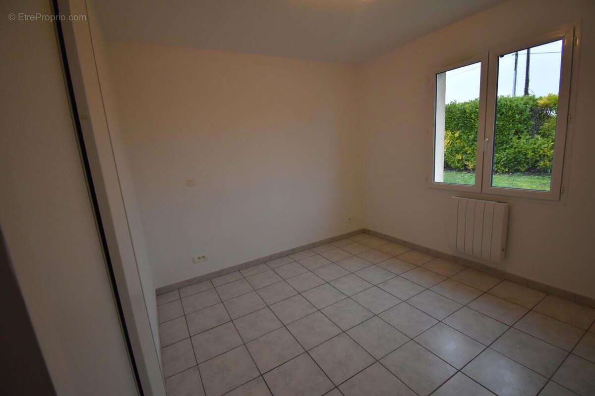 DSC_0008 - Maison à CLAIX