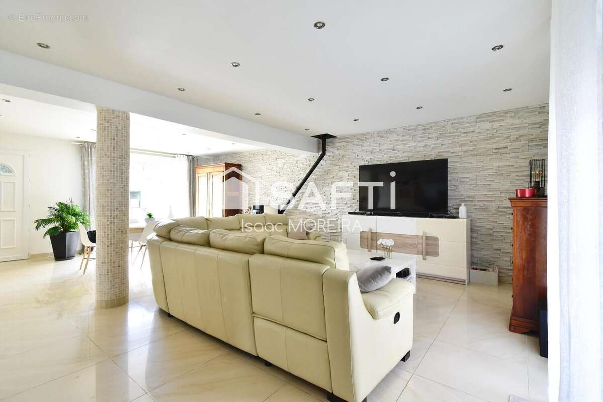 Photo 4 - Maison à CHERISY