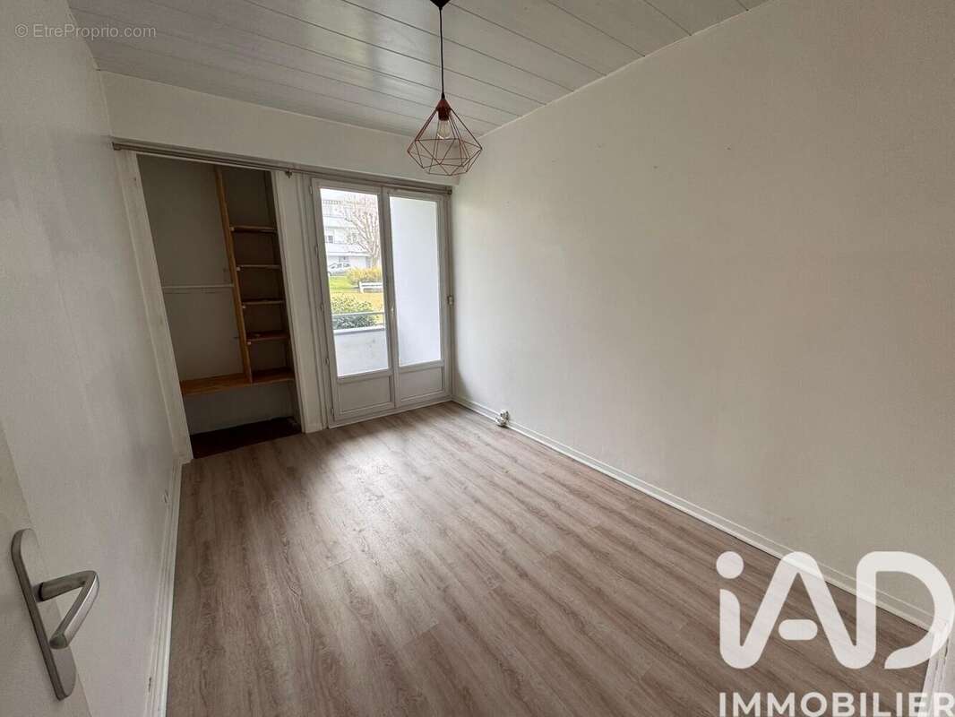 Photo 8 - Appartement à SAINT-FARGEAU-PONTHIERRY