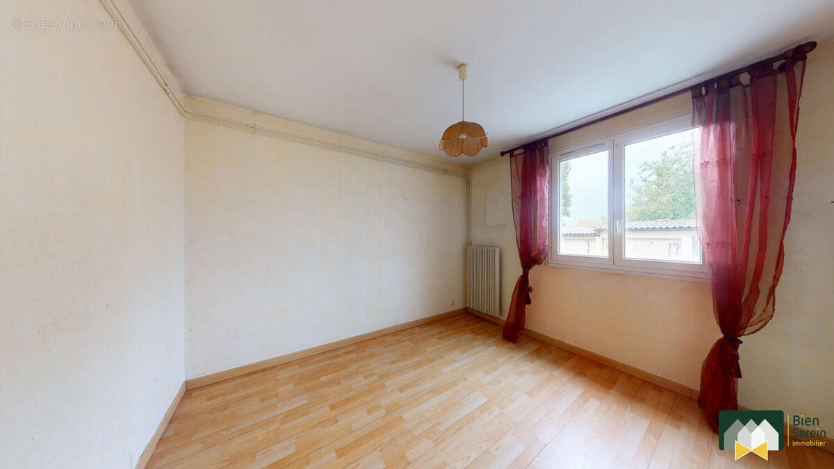Appartement à LUCE