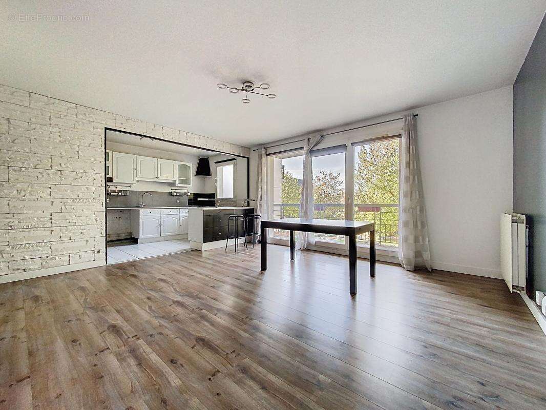 Appartement à GUYANCOURT