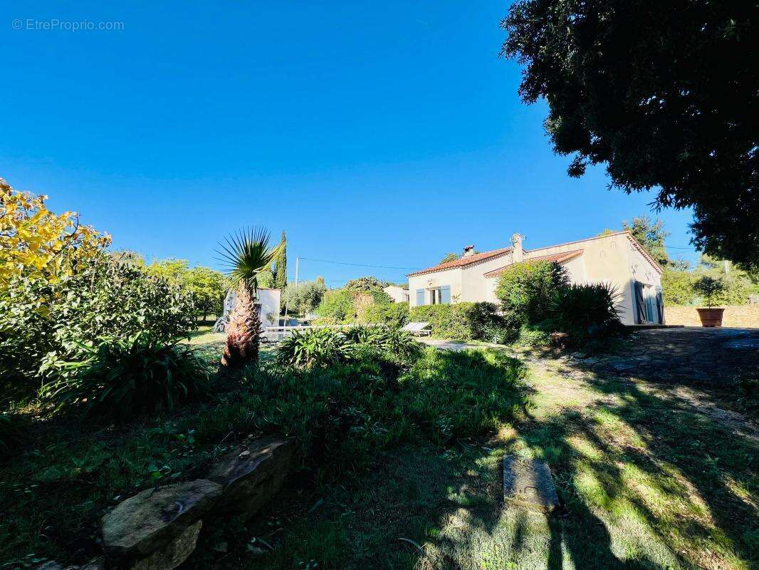 Maison à LA CADIERE-D&#039;AZUR