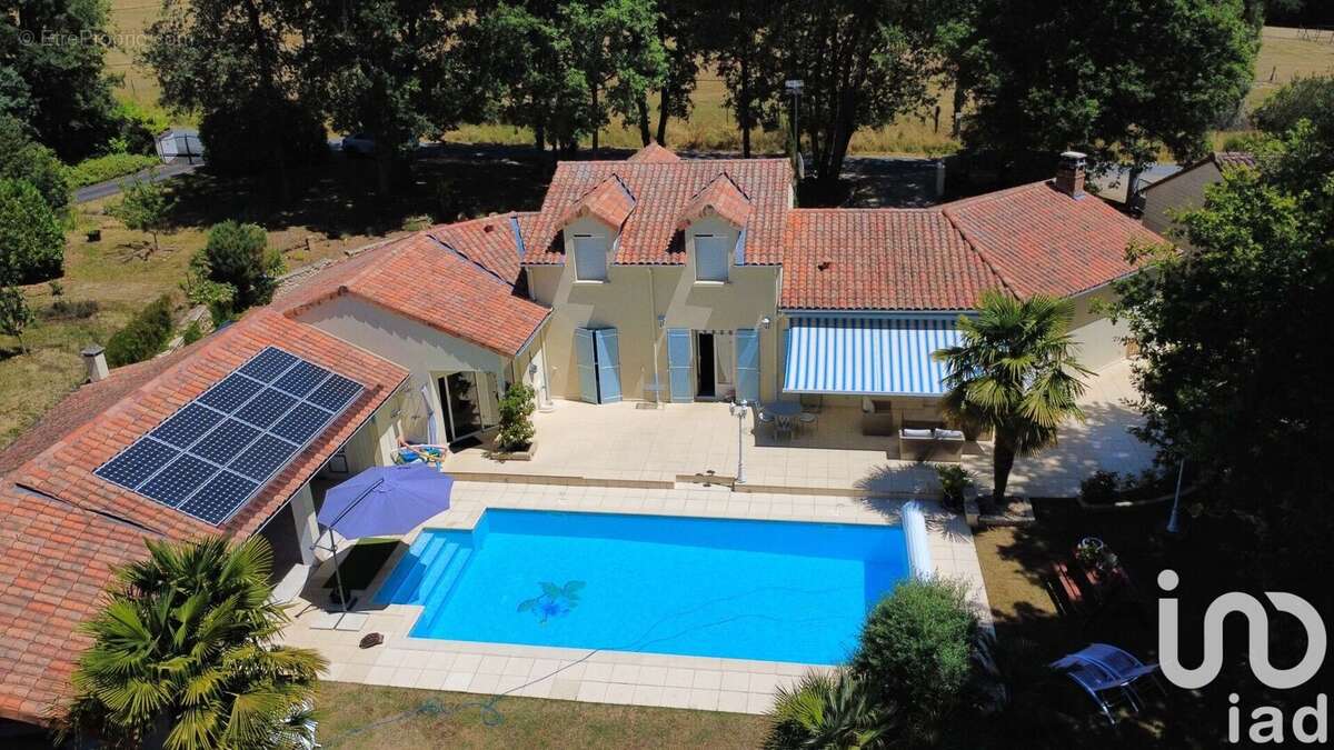 Photo 3 - Maison à VOUNEUIL-SOUS-BIARD