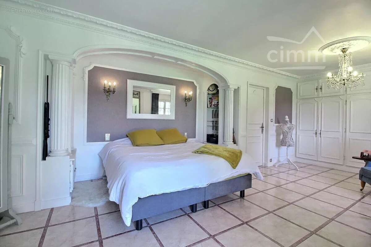 Maison à CHAMBRAY-LES-TOURS