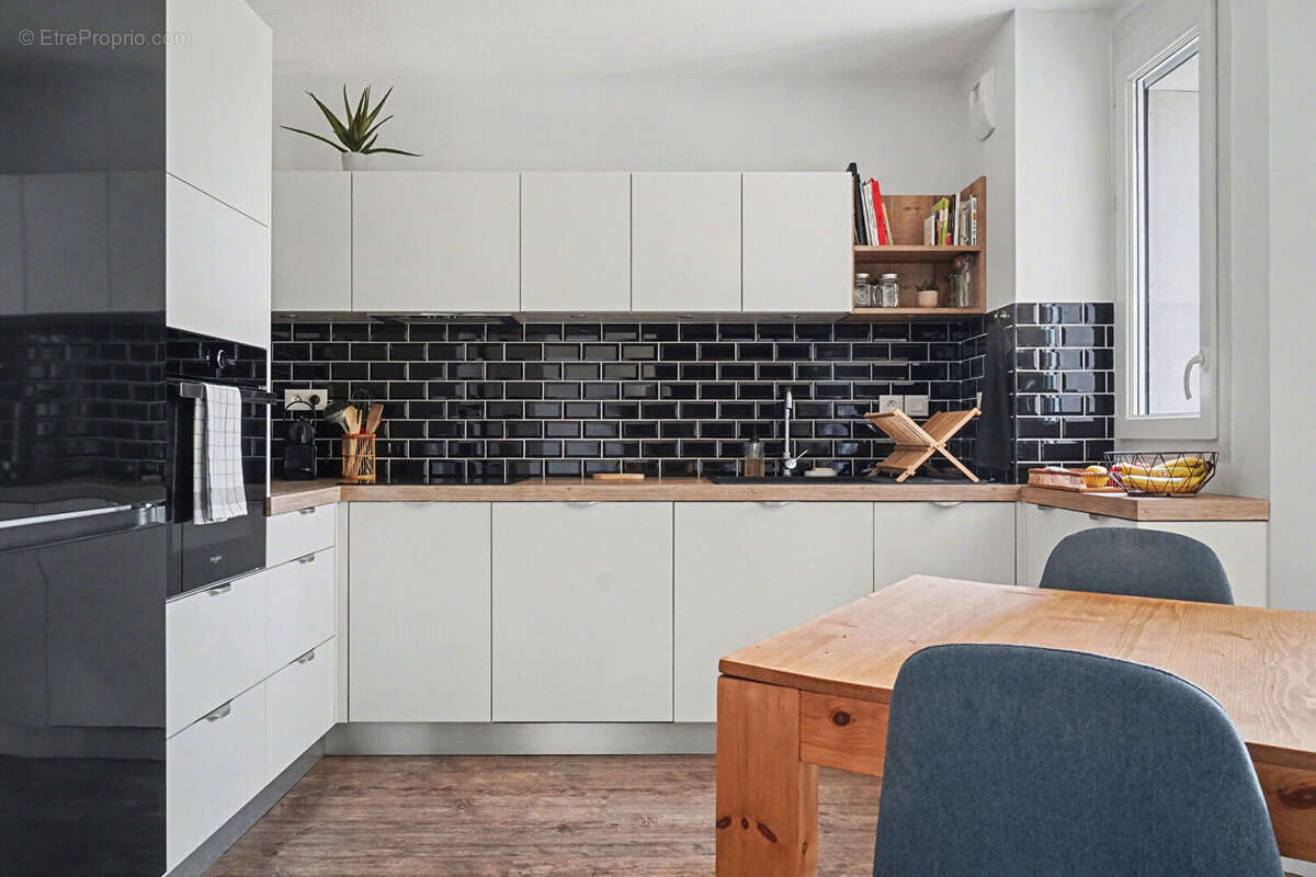 Appartement à SAINT-JEOIRE-PRIEURE