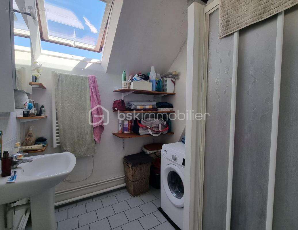 Appartement à REBAIS