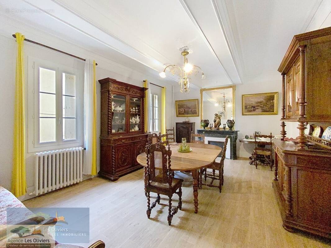 Maison à SAINT-GEORGES-D'ORQUES