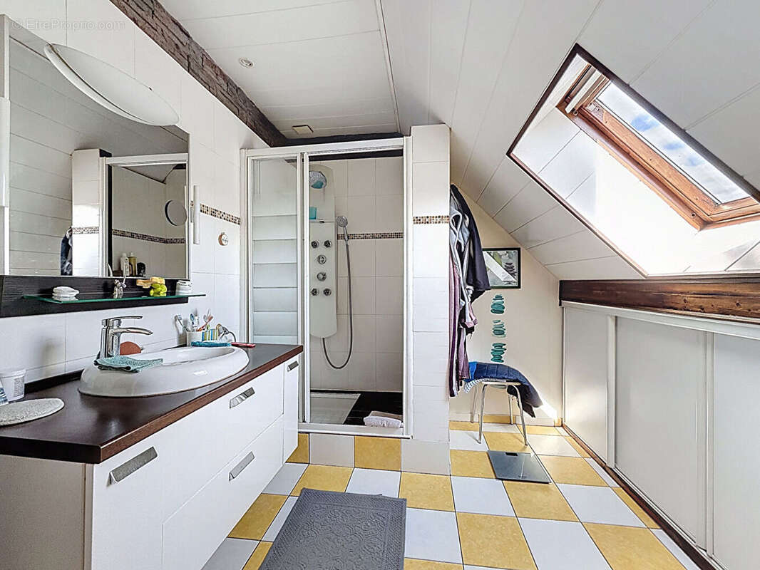 Maison à HERMANVILLE-SUR-MER