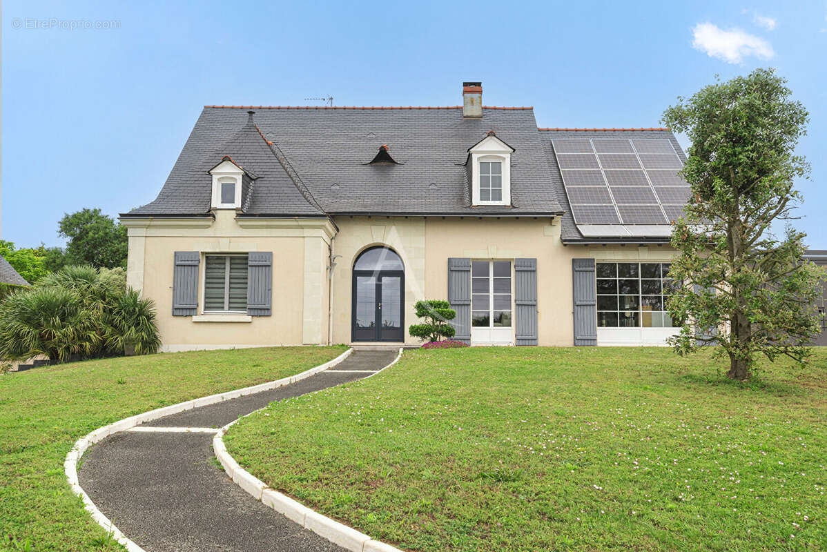 Maison à DOUE-LA-FONTAINE