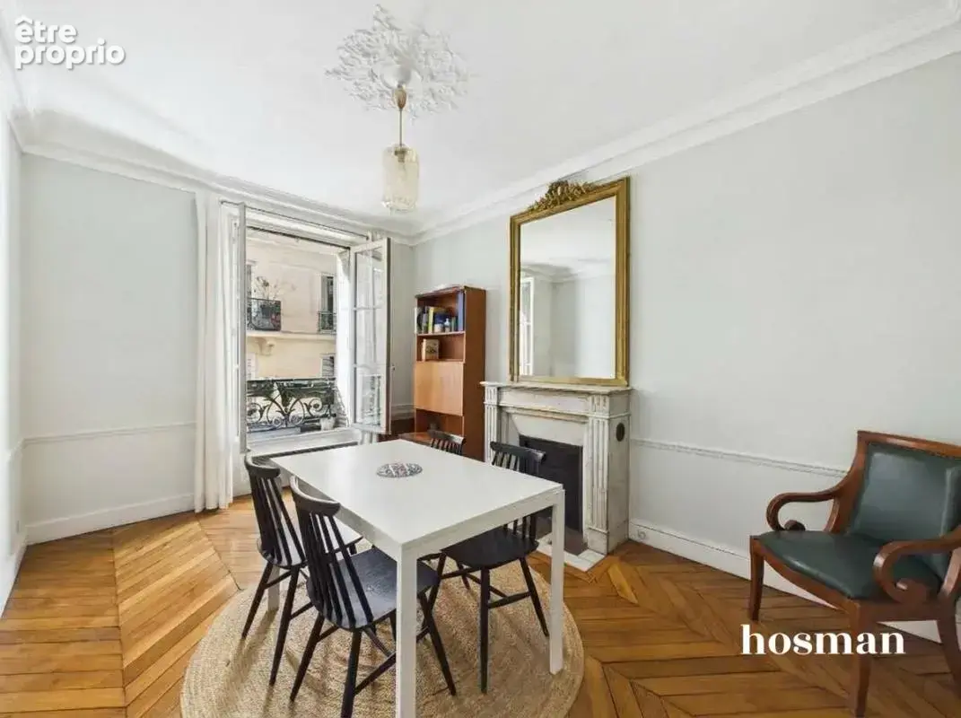 Paris 9e – appartement de charme – parquet, moulures & cheminées – rue calme - photo 6