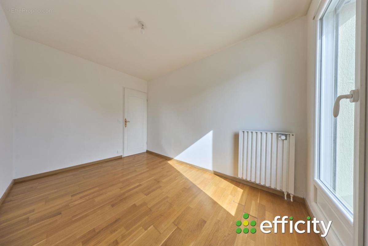 Appartement - photo 12
