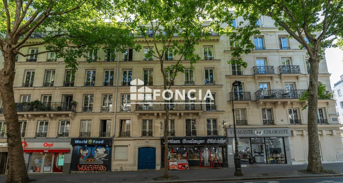 Appartement à PARIS-19E