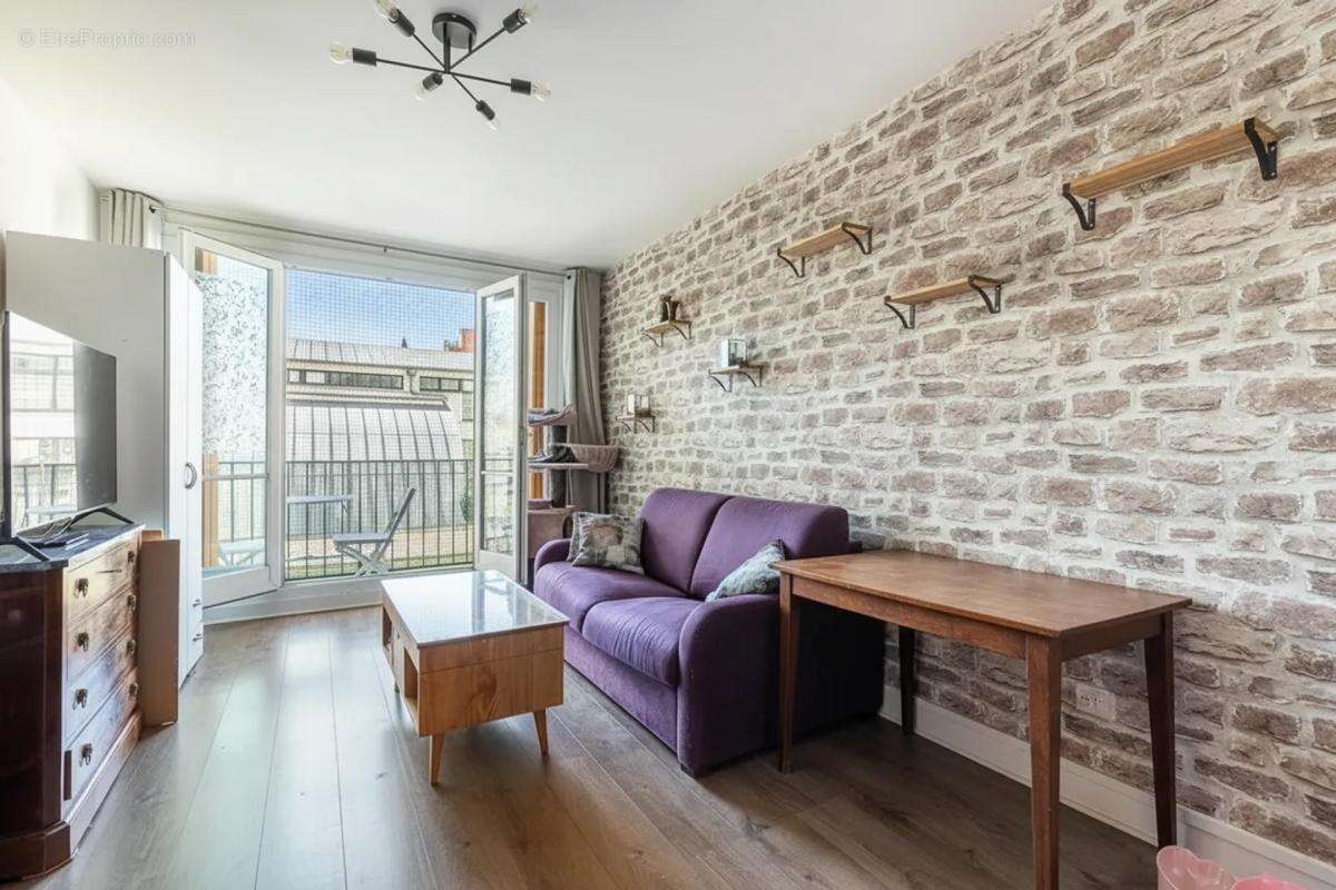 Appartement à PARIS-20E