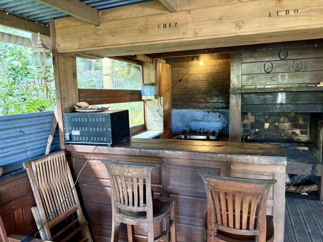 Maison familiale 160m² - 5 ch, 1 espace de travail, Belle vue Océan, Terrain 400 M2, Sainte Rose - Bois Blanc - photo 3