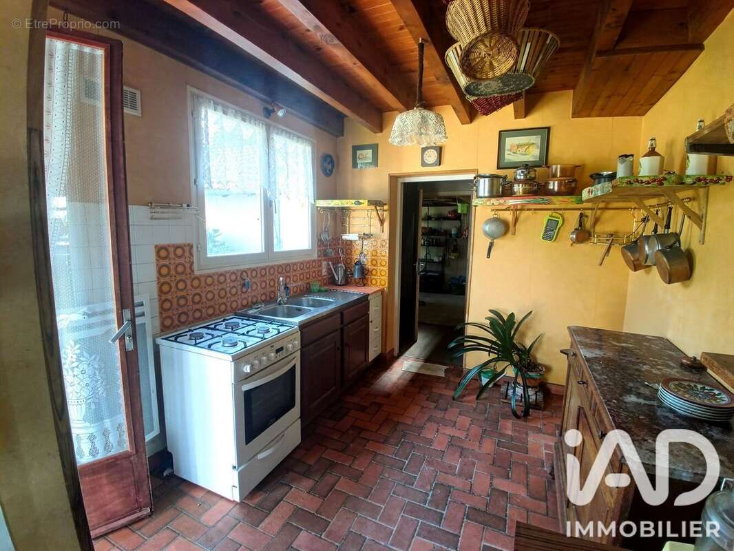 Maison 111 m² à Pionnat  - photo 5