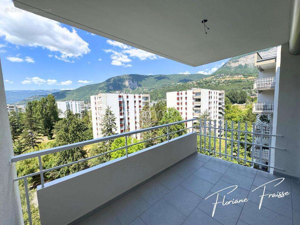 Appartement à MEYLAN