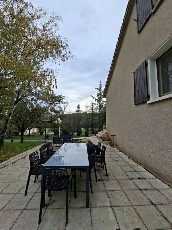 Maison à REALMONT