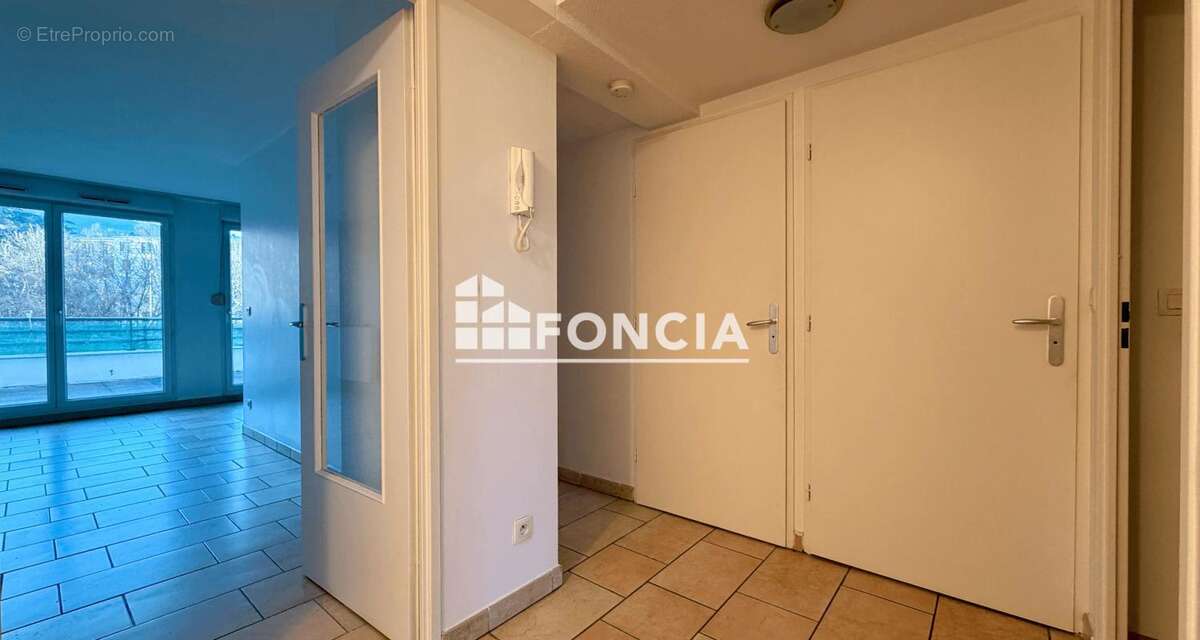 Appartement à ECHIROLLES