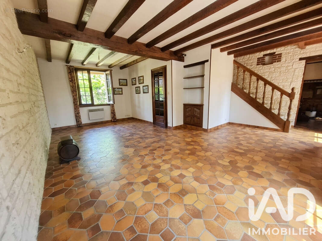 Photo 5 - Maison à BUSSY-EN-OTHE