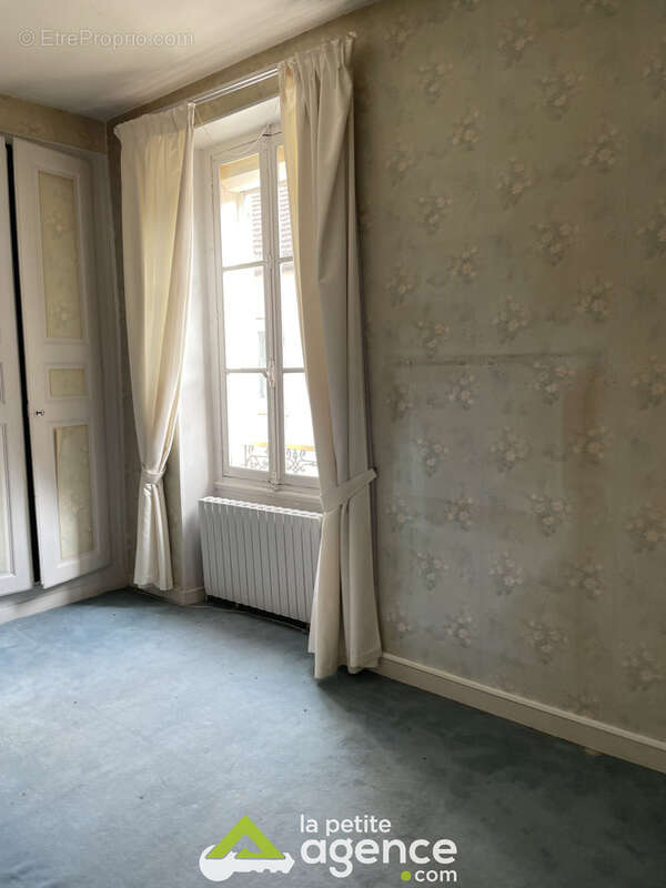 Maison à COSNE-COURS-SUR-LOIRE