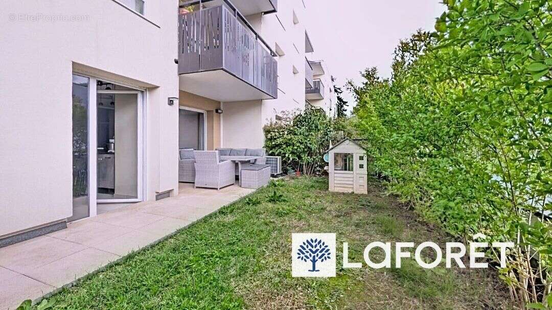 Appartement à SAINT-PRIEST