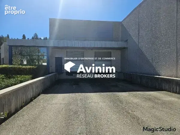 Commerce 3 022 m² à vendre à Oyonnax (01100) - photo 7
