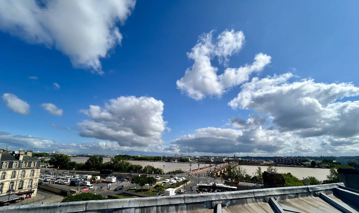 Appartement à BORDEAUX