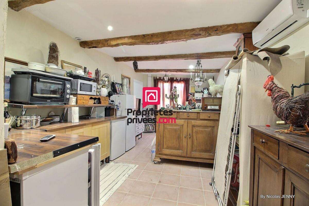 Maison à SUZE-LA-ROUSSE