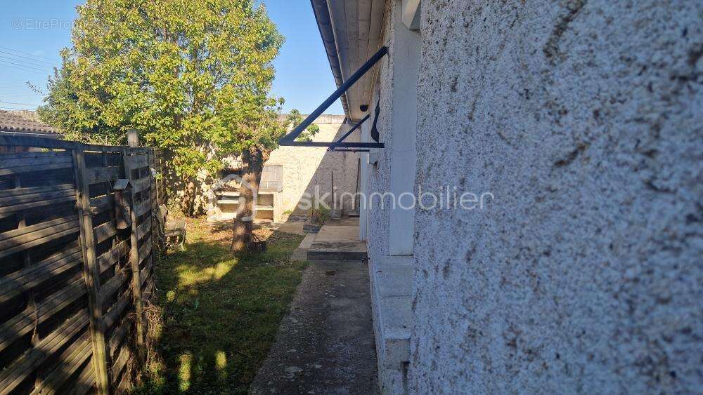 Maison à LE PASSAGE